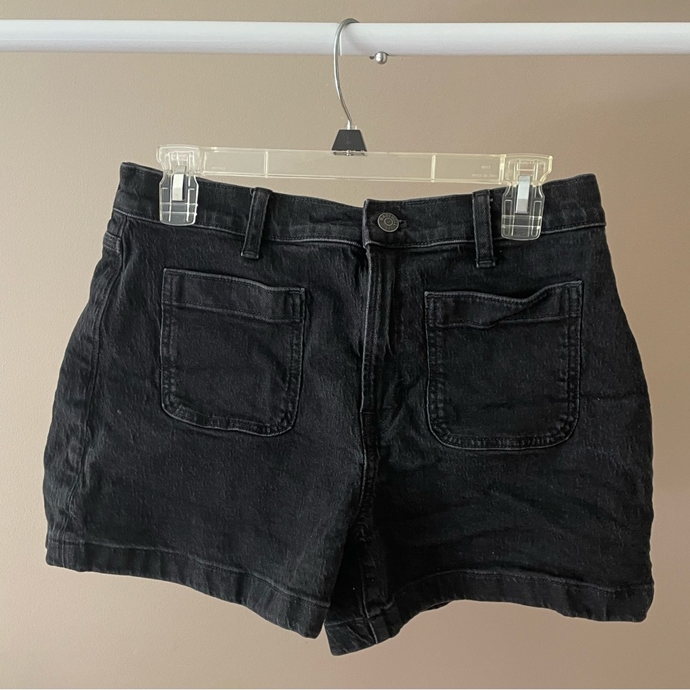 Madewell Pocket Patch Denim Shorts in Black, Size 29, Cute, High Waist